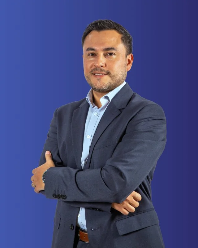 Dr. Alejandro Juárez